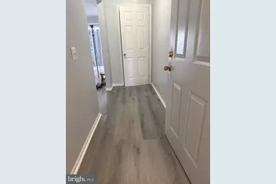 114 Prosperity Avenue SE #C, Leesburg, VA 20175 - Photo 2