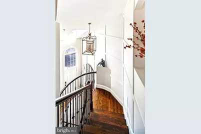 20366 Fallsway Ter, Sterling, VA 20165 - Photo 6