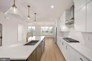 22141 Midmoore Dr, Ashburn, VA 20148 - Photo 2