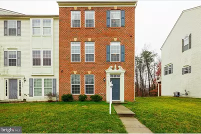 42977 Edgewater Street, Chantilly, VA 20152 - Photo 1