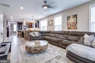 25184 Crested Wheat Dr, Aldie, VA 20105 - Photo 8