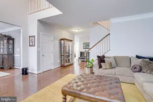 25184 Crested Wheat Dr, Aldie, VA 20105 - Photo 6