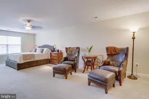 25184 Crested Wheat Dr, Aldie, VA 20105 - Photo 18