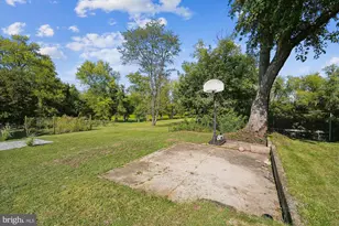 45 E Broad Way E, Lovettsville, VA 20180 - Photo 46