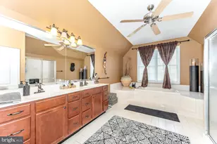 [Address not provided], Sterling, VA 20166 - Photo 20