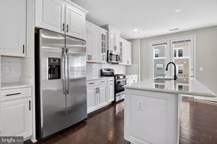 41956 Pickwick Ml Ter, Aldie, VA 20105 - Photo 2