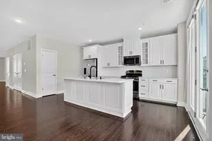 41956 Pickwick Ml Ter, Aldie, VA 20105 - Photo 6