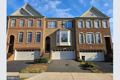 25860 Commons Square, Chantilly, VA 20152 - Photo 1