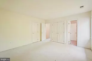 308 Sinegar Pl, Potomac Falls, VA 20165 - Photo 58