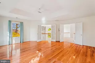 308 Sinegar Pl, Potomac Falls, VA 20165 - Photo 68