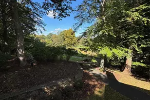 308 Sinegar Pl, Potomac Falls, VA 20165 - Photo 10