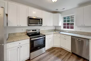 45458 Oak Trail Square, Sterling, VA 20164 - Photo 6