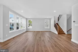 22895 Orch Grv Dr, Brambleton, VA 20148 - Photo 6