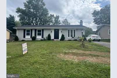 1314 E Holly Avenue, Sterling, VA 20164 - Photo 2