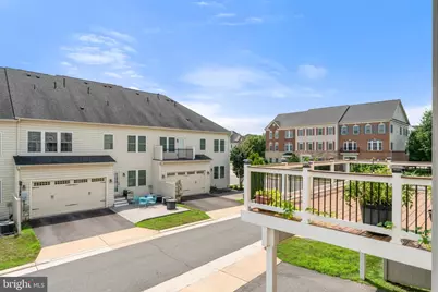 42524 Rowderbury Square, Chantilly, VA 20152 - Photo 32