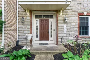42524 Rowderbury Square, Chantilly, VA 20152 - Photo 2