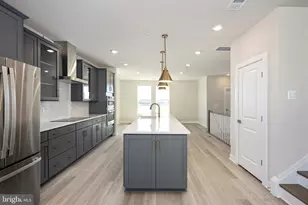 20183 Northpark Dr, Ashburn, VA 20147 - Photo 14