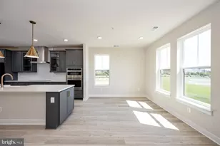 20183 Northpark Dr, Ashburn, VA 20147 - Photo 6