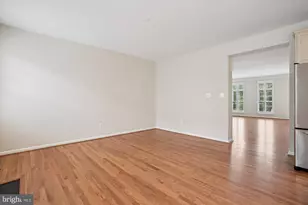 25857 Kirkwood Square, Chantilly, VA 20152 - Photo 16