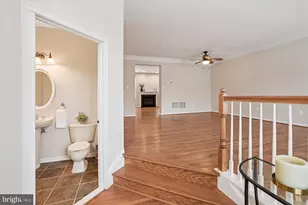 25857 Kirkwood Square, Chantilly, VA 20152 - Photo 10