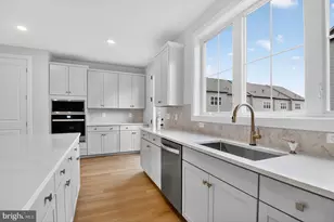 42241 Shining Star Sq, Brambleton, VA 20148 - Photo 8