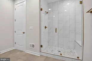 42241 Shining Star Sq, Brambleton, VA 20148 - Photo 16