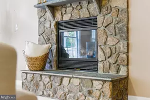 14388 Waterford Woods Ct, Leesburg, VA 20176 - Photo 32