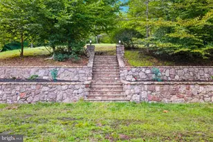 14388 Waterford Woods Ct, Leesburg, VA 20176 - Photo 6