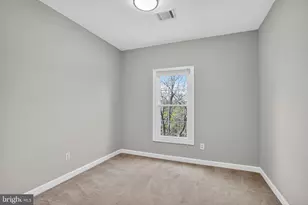 25402 Herring Creek Dr, Chantilly, VA 20152 - Photo 8