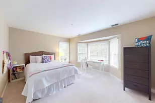 126 Lake Dr, Sterling, VA 20164 - Photo 56