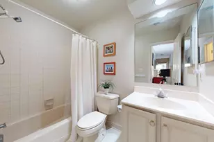 126 Lake Dr, Sterling, VA 20164 - Photo 52