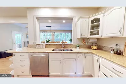 126 Lake Drive, Sterling, VA 20164 - Photo 18