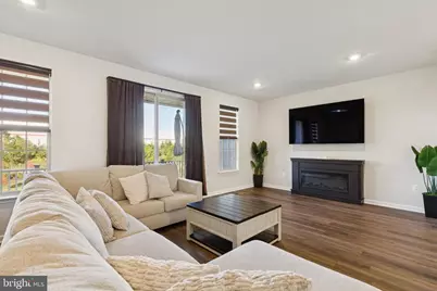 1636 Field Sparrow Terrace NE, Leesburg, VA 20176 - Photo 4