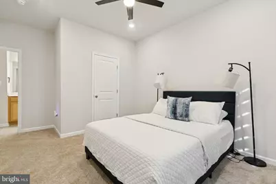 1636 Field Sparrow Terrace NE, Leesburg, VA 20176 - Photo 16