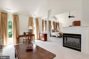 11308 Stonehouse Pl, Potomac Falls, VA 20165 - Photo 34