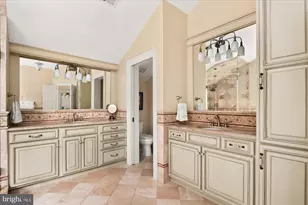 11308 Stonehouse Pl, Potomac Falls, VA 20165 - Photo 40