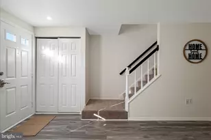 15 Marian Ct, Sterling, VA 20165 - Photo 16