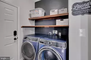 35530 Sarasota St, Round Hill, VA 20141 - Photo 18