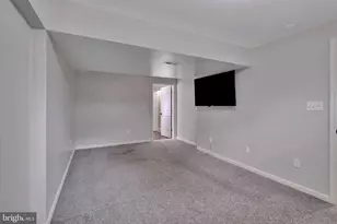 35530 Sarasota St, Round Hill, VA 20141 - Photo 32