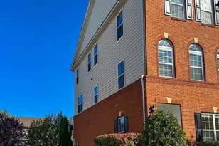 23069 Weybridge Square, Broadlands, VA 20148 - Photo 4