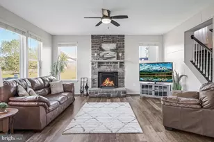 12080 Sunflower Field Pl, Lovettsville, VA 20180 - Photo 14