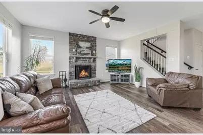 12080 Sunflower Field Place, Lovettsville, VA 20180 - Photo 16