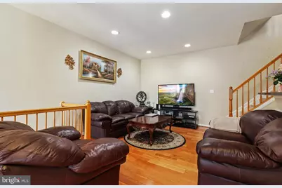 20871 Grisdale Terrace, Sterling, VA 20165 - Photo 4