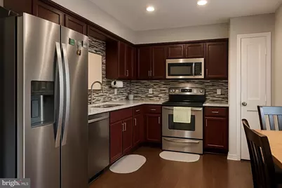 21 Haxall Court, Sterling, VA 20165 - Photo 4