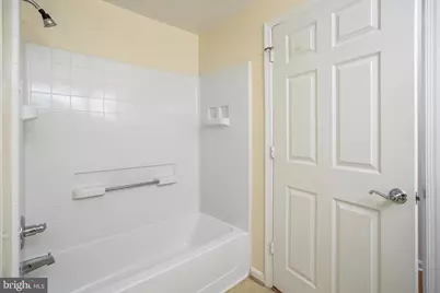 19375 Cypress Ridge Terrace #418, Leesburg, VA 20176 - Photo 8