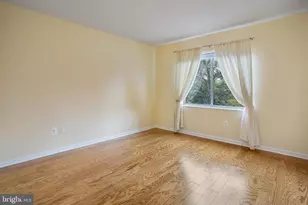 19375 Cypress Ridge Terrace, Leesburg, VA 20176 - Photo 2