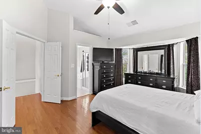 20510 Willoughby Square, Sterling, VA 20165 - Photo 16