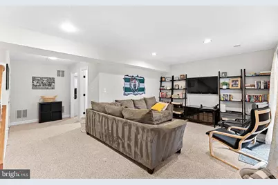 20510 Willoughby Square, Sterling, VA 20165 - Photo 30