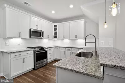 45087 Cappamore Terrace, Sterling, VA 20166 - Photo 6