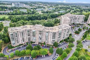 19385 Cypress Ridge Terrace, Leesburg, VA 20176 - Photo 26